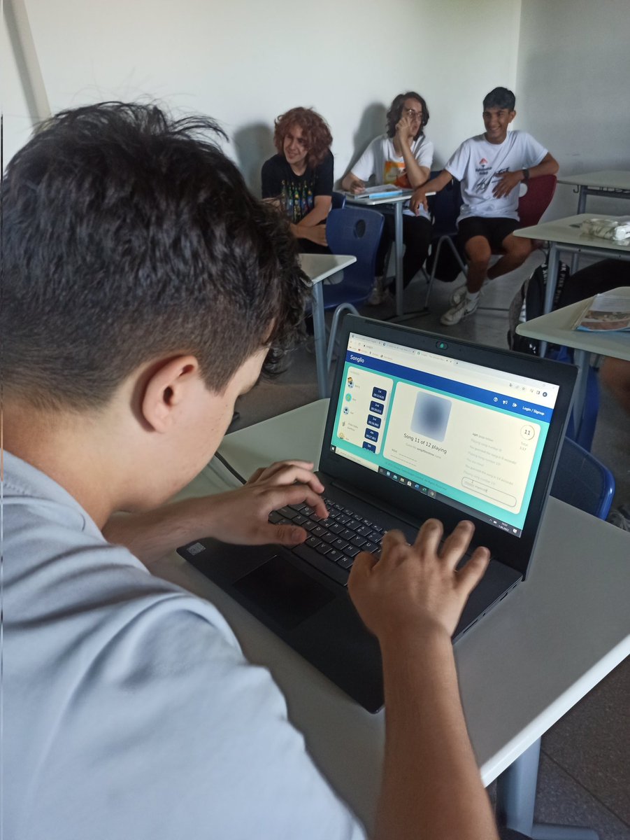 Music is a language in itself. Many of the same skills are used in music and speech , therefore it is argued that  language acquisition is aided through music.<a href="/BkOmerli/">BK Ömerli Kampüsü</a> @mduranoznacar <a href="/dilekertemel/">DilekErtemelKara</a> <a href="/EdaYagmurAydin1/">Eda Yağmur Aydın</a> <a href="/kader_ulass/">Kader Ulaş</a> <a href="/neriman_derya/">Neriman Derya</a>