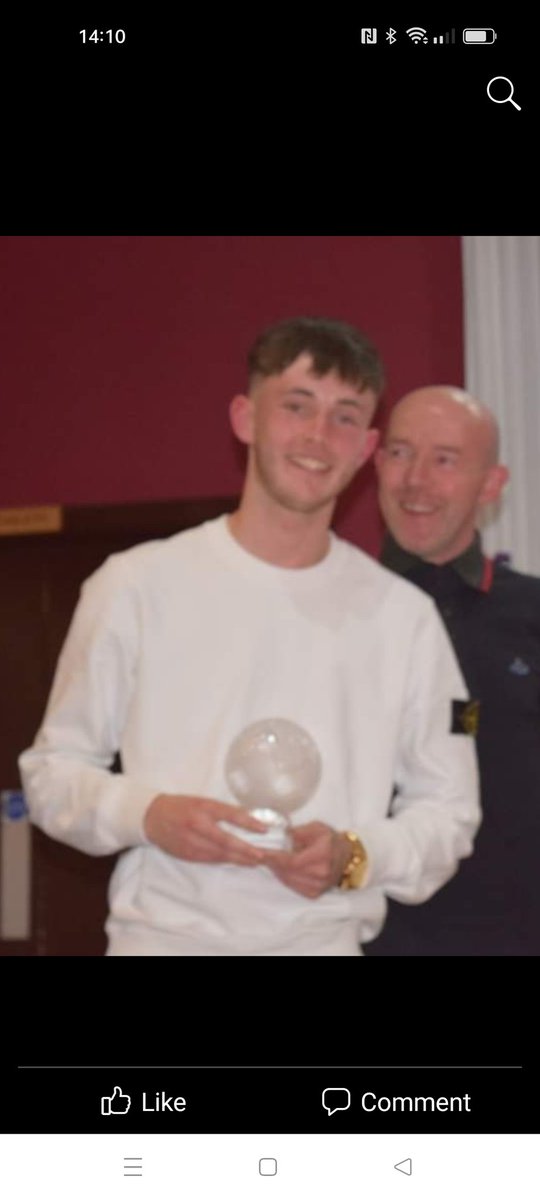 KirkyRobRoyFC's tweet image. After the @KirkyRobRoy20s success last night , manager @stewartmaxwell8 has confirmed that forward @mccormick_kerr and defender @Cameronwhenry will be part of the first team squad for next season. This continues the clubs commitment to player pathway at Rob Roy.
#MonTheRoy🔴⚫