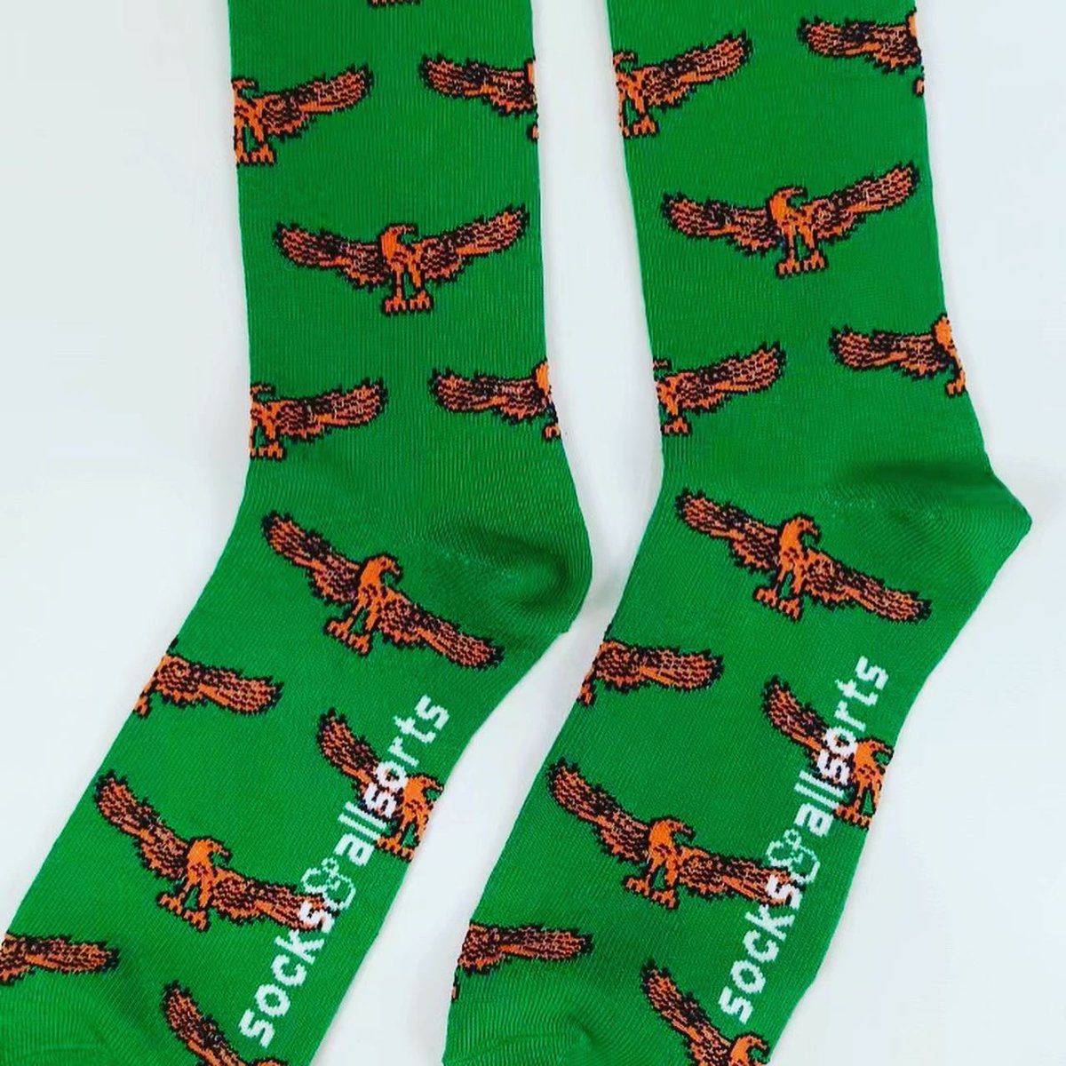 socksnallsorts's tweet photo. 🚨 NEW RANGE 🚨

Meet the Yathu range. 
This fish eagle in flight symbolizes the freedom in Zambia and the ability to rise above the country’s problems. 

This jacquard sock is a must have based on its quality.

200Kwacha | R150 | $10 for two pairs 

#socksnallsorts https://t.co/wERmWfMBr0