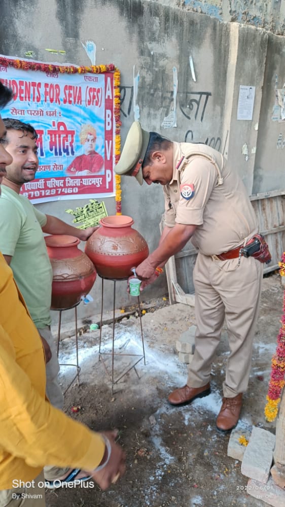 avinash7388's tweet photo. आज अखिल भारतीय विद्यार्थी परिषद कानपुर प्रांत के कानपुर देहात विभाग के घाटमपुर जिले में जल मंदिर का उदघाटन किया गया जिसमें घाटमपुर जिले के जिला संयोजक एवम आदि कार्यकर्ता  उपस्थित रहे @students4seva @ABVPVoice https://t.co/OXae92TSOe