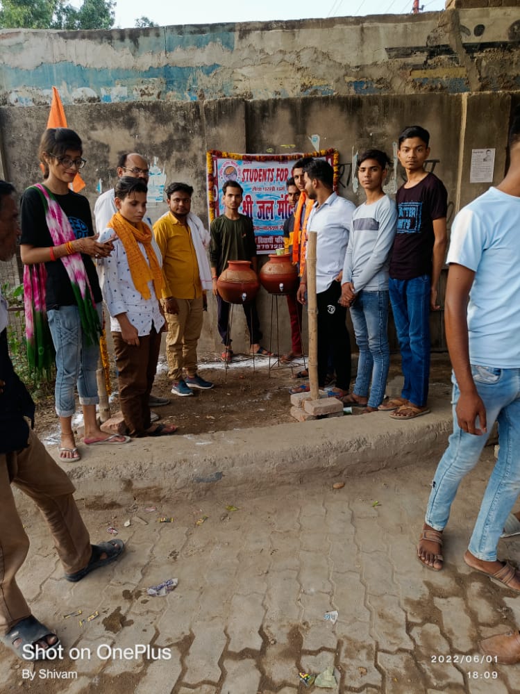 avinash7388's tweet photo. आज अखिल भारतीय विद्यार्थी परिषद कानपुर प्रांत के कानपुर देहात विभाग के घाटमपुर जिले में जल मंदिर का उदघाटन किया गया जिसमें घाटमपुर जिले के जिला संयोजक एवम आदि कार्यकर्ता  उपस्थित रहे @students4seva @ABVPVoice https://t.co/OXae92TSOe