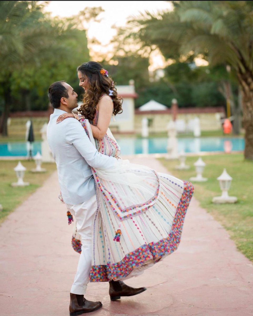 WeddingWire India tweet media