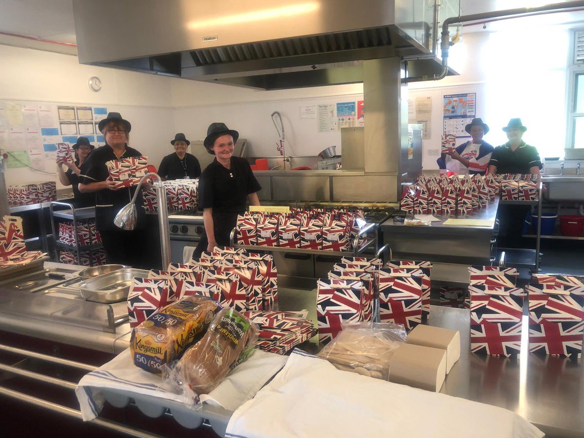 A massive thanks to the catering staff for producing our pupils and staff with the most delicious lunch ever. It was a lunch fit for a queen! 👸🏼