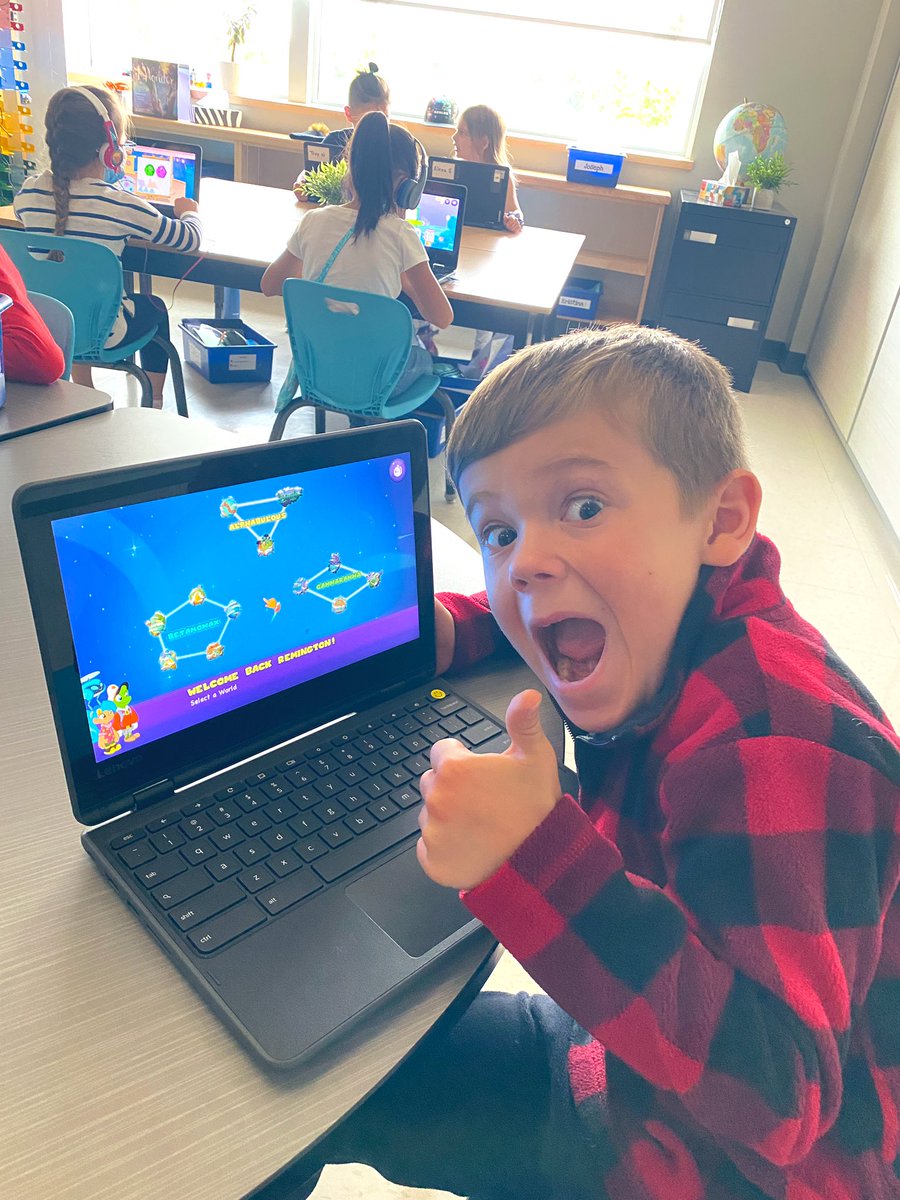 ostrom_ms's tweet photo. Today we unlocked a new planet to try as we prepare for Grade 2. “Wow! I have three planets now. This is so cool!” @StIsabelOCSB @ZorbitsMath #ocsbMath #growthmindset #bigkids https://t.co/TxxwPSFw4U
