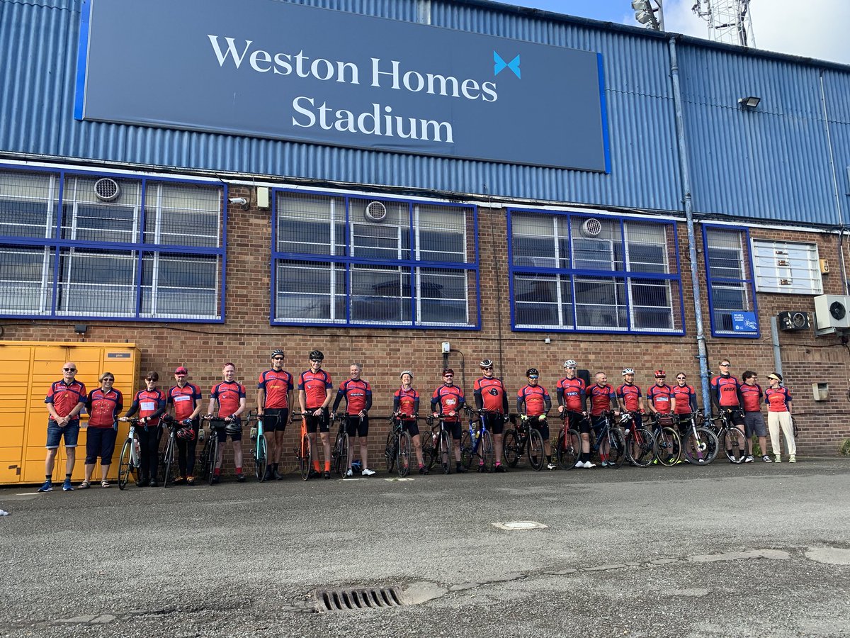 The team ready for the off <a href="/theposh/">Peterborough United</a> #posh2paris