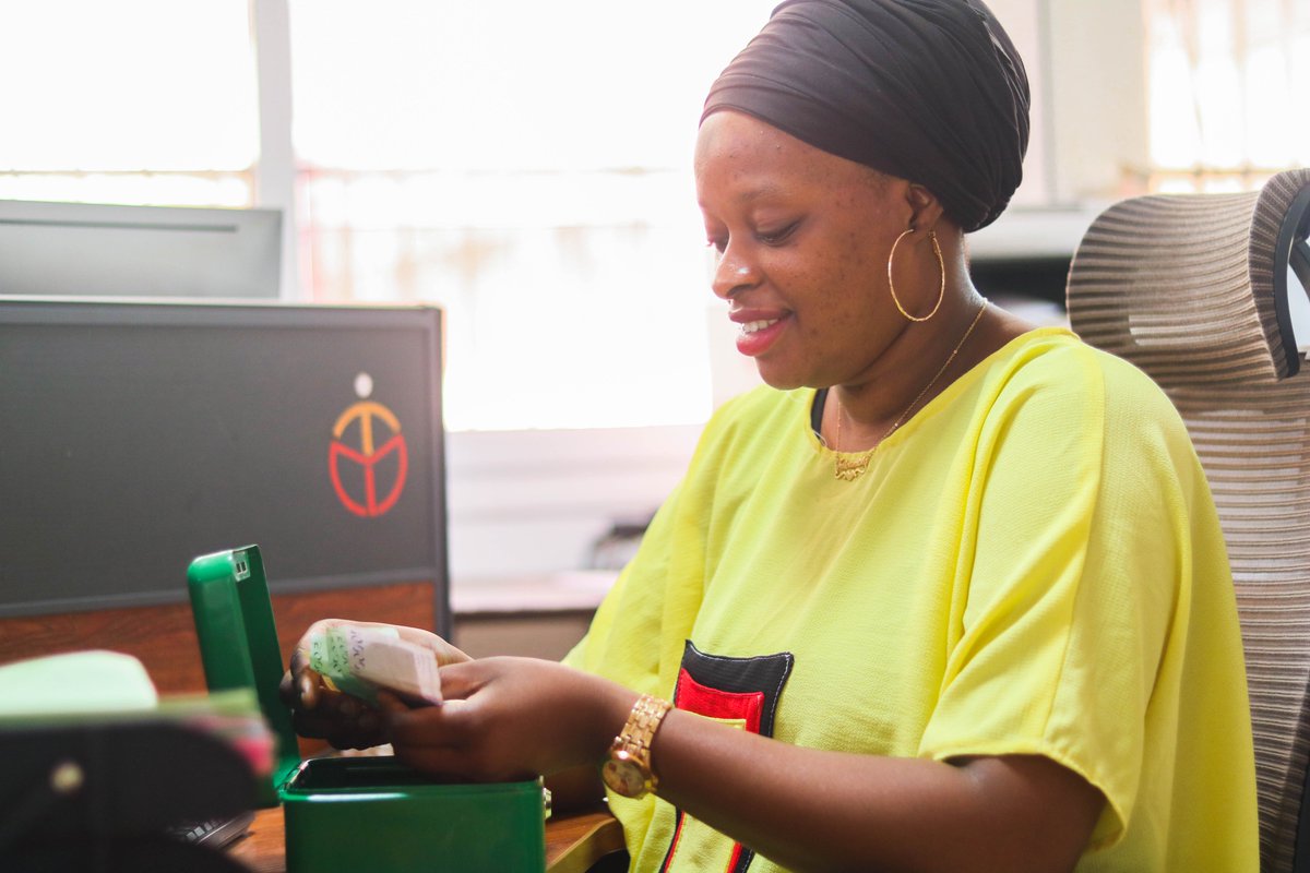 ✨Education financière ✨
Mahamet a choisi le réseau Teliman car il adore nos formations continues sur l'éducation financière et la gestion du cash !

Il gère beaucoup mieux ses revenus et peut se projeter sereinement dans la réalisation de ses projets.
 90 44 46 48 / 78 78 36 72