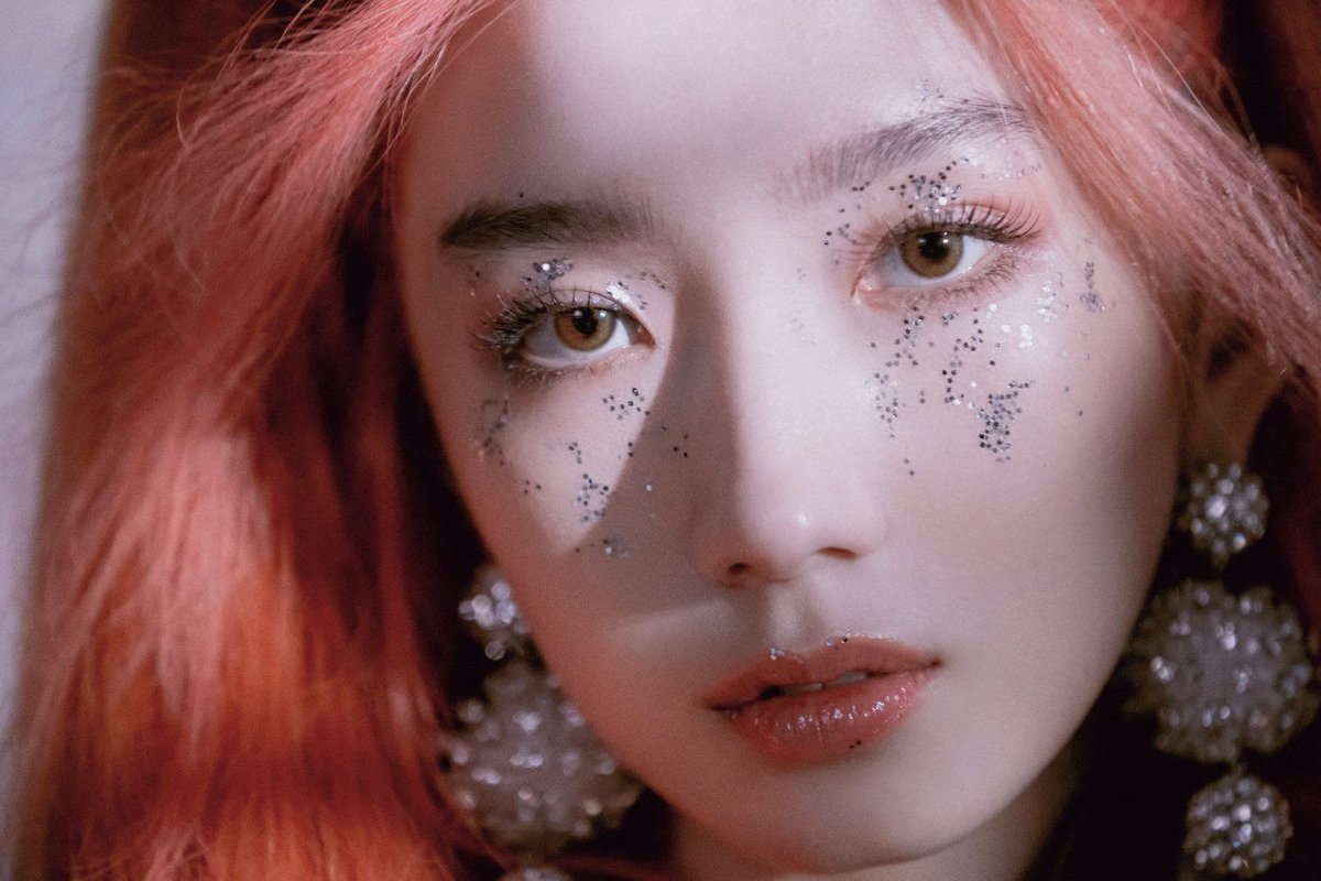 cgirlsthinker's tweet photo. Ethereal 

#미기 #孟美岐 #MEIQI 
#WJSN #우주소녀 https://t.co/pd6eAjTghx