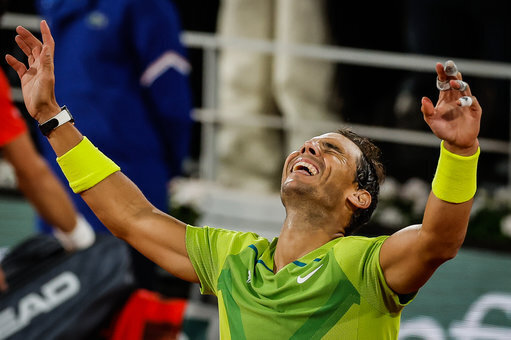 WilliamHillES's tweet photo. 🇪🇸 De entre todas nuestras leyendas del deporte, ¿crees que RAFA NADAL es el más grande? 

❤️ Sí, sin duda lo es 

🔁 No, es uno de los más grandes pero no el más grande 

#RafaelNadal #VamosRafa #RolandGarros https://t.co/nrP8Nw3cc1
