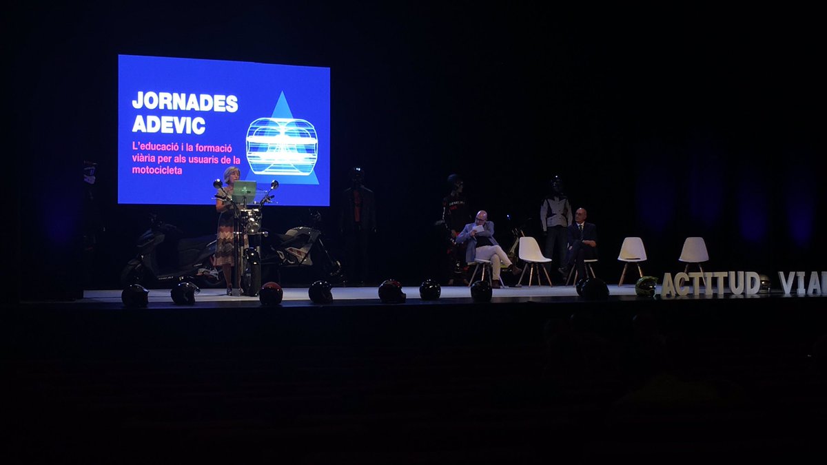 ADEVICatalunya's tweet photo. En directo con Sonia Díaz de Corcuera, directora de Tráfico del País Vasco #JornadasADEVIC #JornadesADEVIC #actitudvial #ADEVIC #FETEVI https://t.co/66tXMOxWSq