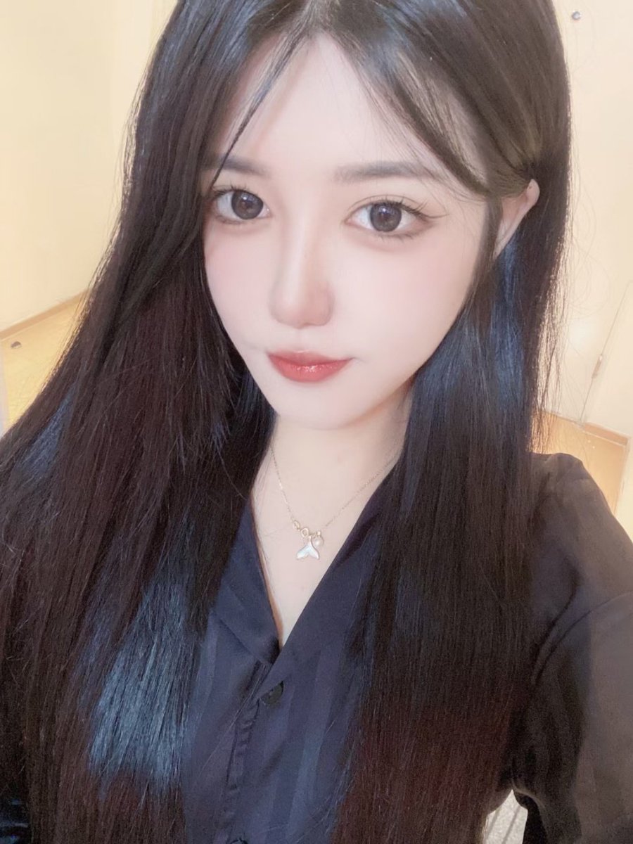 teep0168's tweet photo. 北京🎁南方姑娘
身高：166cm
罩杯：C杯
体重：45kg
高端大气  五官精致     
皮肤罕见白❄️ 声音超甜 🧚‍♀️
贴心服务  资料真实无差 🉑️验. https://t.co/Y6cgKAeGxK