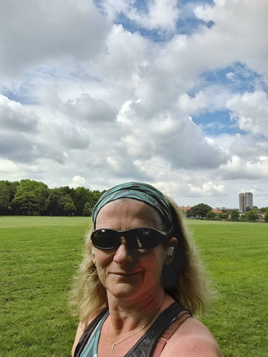 JoJoTrainers's tweet photo. A #GlobalRunningDay run brought to you by fumes and #filthygorgeous on repeat.. https://t.co/1NUfJ8oS0m