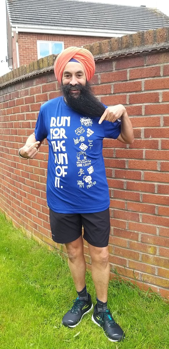 USingh_Bolt's tweet image. Doesn't have to be far. doesn't have to be quick. Make it fun. Do it with family or friends.

Why not #runsome today?

#GlobalRunningDay