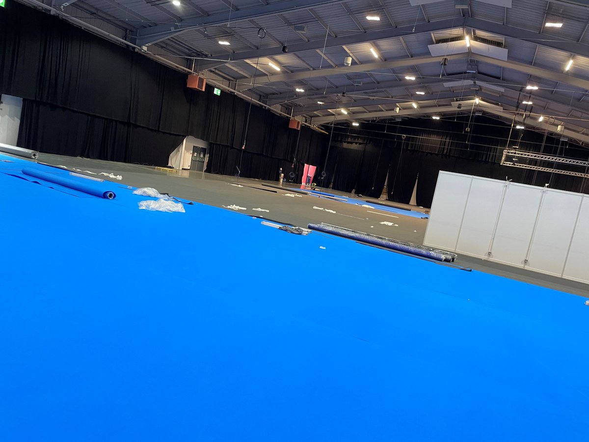 CTN installing Regency cord carpet for an exhibition, 7,000 sqm will be fitted, uplifted & recycled by CTN & repeated as a second  show is installed overnight  for the bank holiday! 
  #events #exhibitions  #eventprofs #carpet #flooring #eventprofsuk   #exhibitionflooring