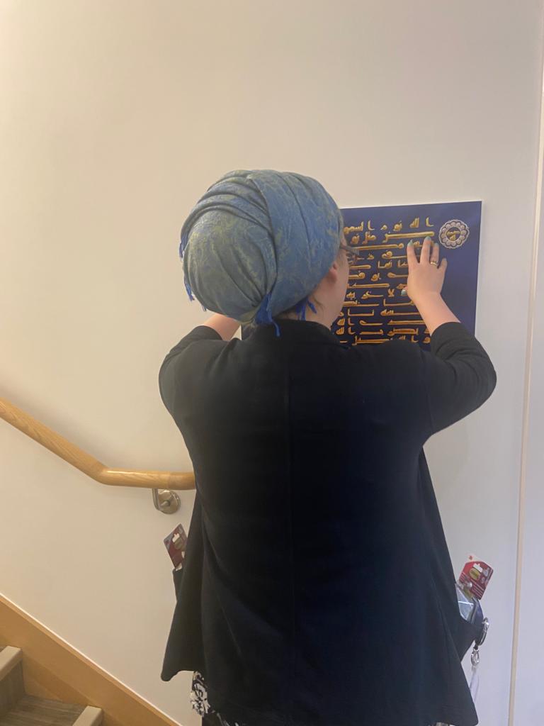 Flora and Ashley have been busy setting up for our exhibition launch next week.
<a href="/maltin75/">Michel D'anastasio</a> <a href="/joumajnouna/">Sorry, must dash</a> <a href="/MaaidaNoor/">Maaida Noor</a> 

Join us next *Sunday 12 June from 2-5pm* for the opening of 'The Written Word: Timeless Arabic &amp; Hebrew Calligraphy'
woolf.cam.ac.uk/whats-on/event…