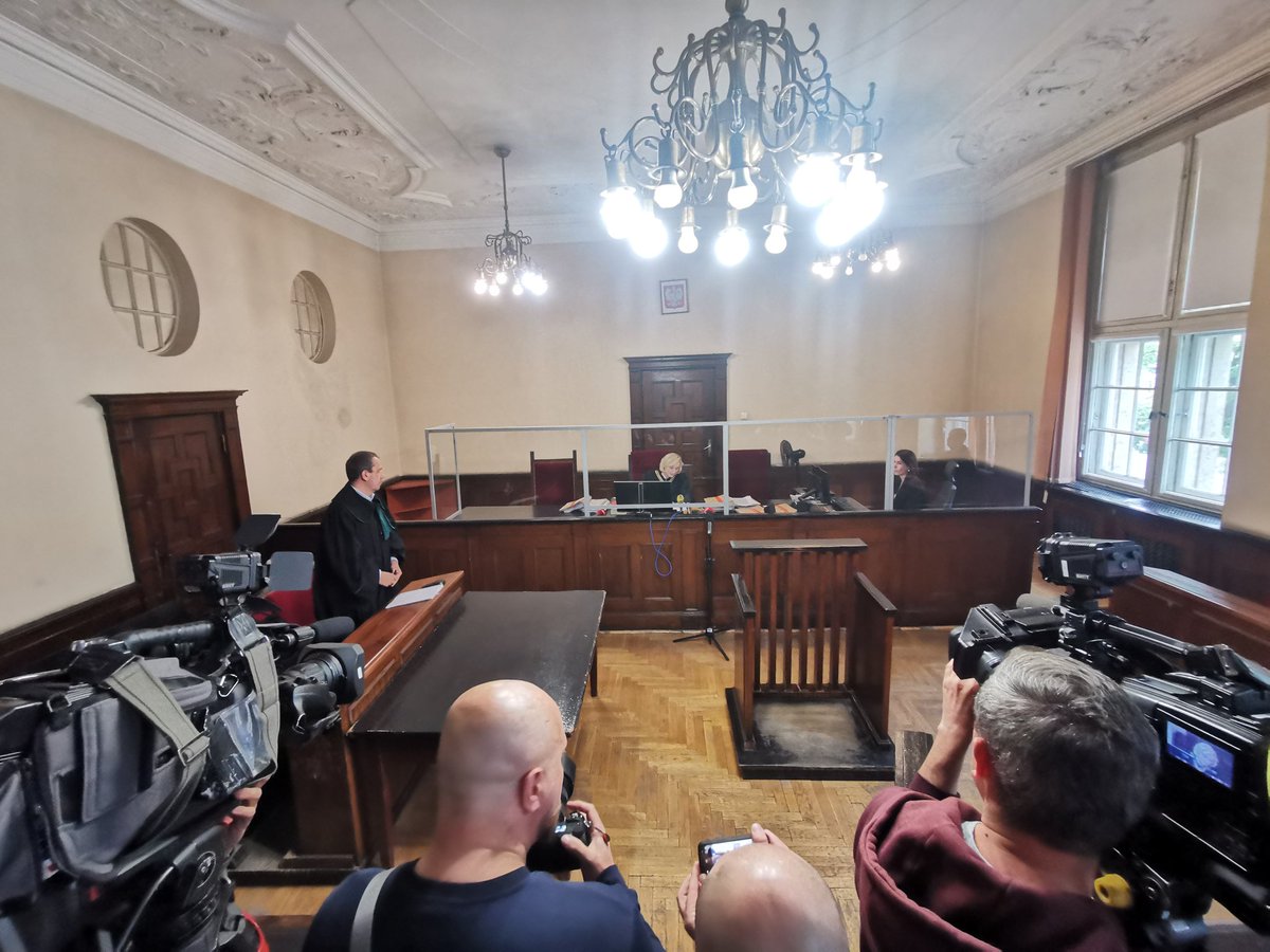 Magdalena Adamowicz uniewinniona od zarzutów zatajenia dochodów i niedopełnienia obowiązków podatkowych. Wyrok ogłosił właśnie sąd w Gdańsku
<a href="/TOKFM_NEWS/">Informacje TOK FM</a>