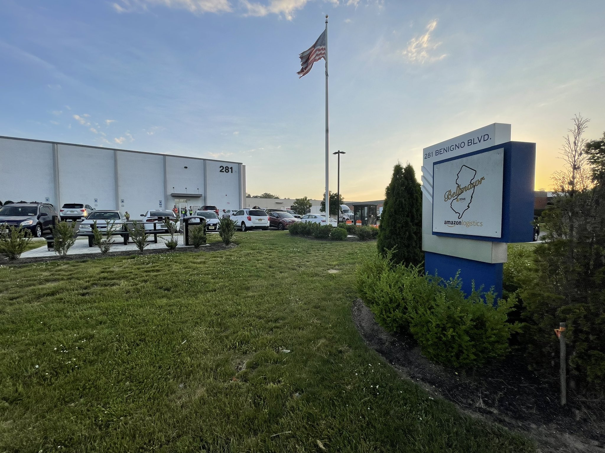 P. Burns on Twitter "Good morning! 🧵RIGHT NOW in Bellmawr