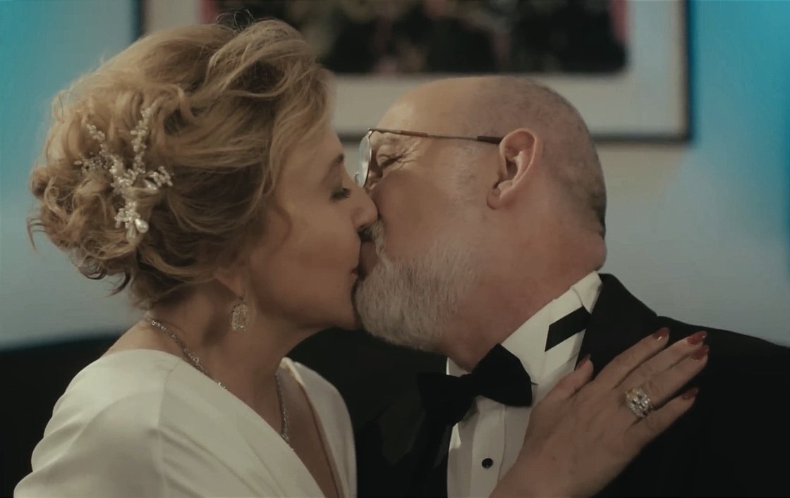 Bu dudaklar 40 yıllık hasretin ardından buluştu  🤍🖤
#çoler #EvlilikHakkındaHerŞey