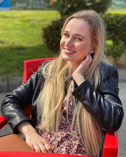AbdnLifeScience's tweet photo. Excited that Justyna Kaczmarek, second year medical student, will be joining Anne Kiltie's lab for a summer project funded by the Royal College of Radiologists' Summer Undergraduate Research Fellowship scheme #RCRadiologists #rowettinstitute #universityofaberdeen https://t.co/4iwCxqa68z