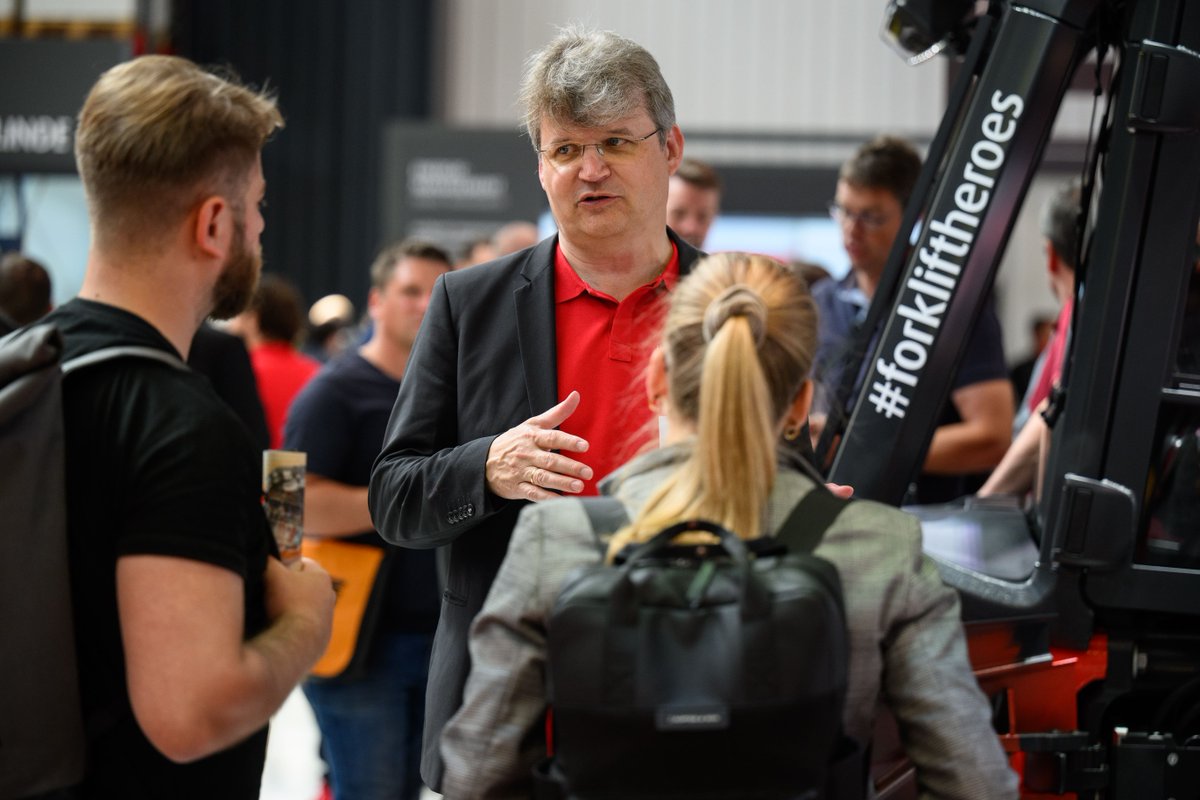 Linde_MH's tweet image. What a fantastic experience to back at #Logimat2022. We can finally meet in person again and exchange ideas!