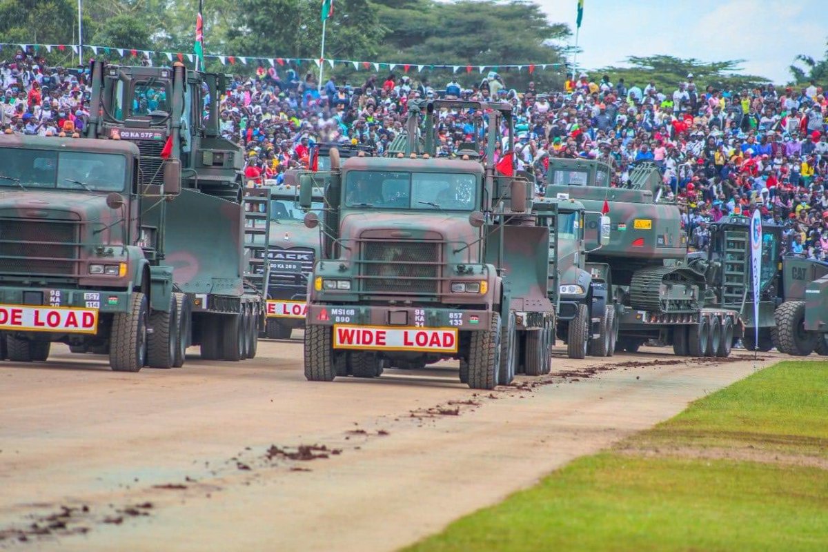 kipmurkomen's tweet image. Uhuru Kenyatta is praising security agencies and parading expensive weapons and heavy artillery while the people are being slaughtered in Kerio Valley? What a SHAME !