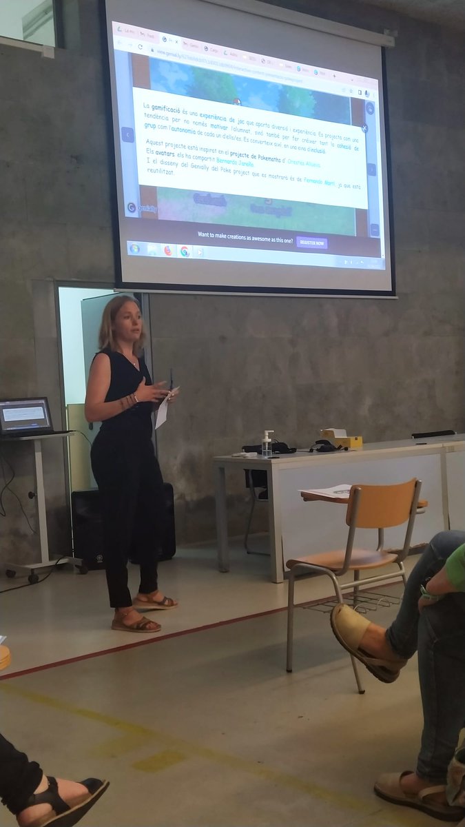 serra_hunter's tweet photo. Exposició d'un projecte gammificat fet a 6è. La @laurarial7 ens ha fet reflexionar sobre com motivar als alumnes https://t.co/vacFFYZ6Hp