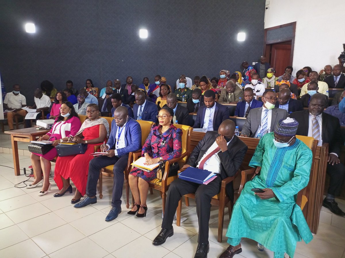 "Atelier de présentation des résultats d'estimation du potentiel emploi attendu du budget d'investissement public (BIP) 2022" ce jour au CRADAT (Yaoundé), sous la présidence du MINEFOP. 
<a href="/ColonjuwonILO/">Cynthia Samuel-Olonjuwon</a> 
<a href="/ILOAfrica/">ILO Africa</a> 
<a href="/UN_Cameroon/">UN_Cameroon</a> 
<a href="/petervan_rooij/">Peter van Rooij</a> 
<a href="/AminataMaiga20/">Aminata Maiga</a>