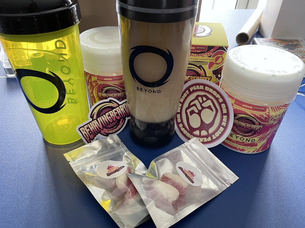 ItsaMeSimmo's tweet photo. @beyondnrg @BehavingBeardly wow! That taste! Incredible! #BeyondPearDrops #WeBelieved https://t.co/5MTor3iLQH