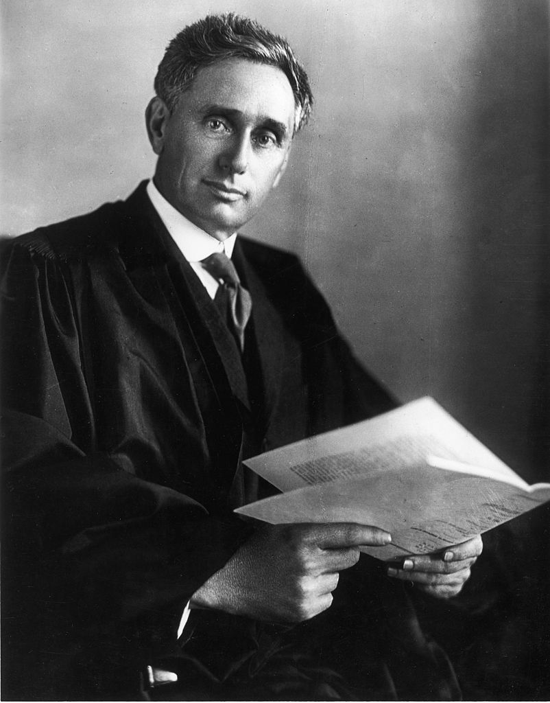 ABAesq's tweet photo. "If we desire respect for the law, we must first make the law respectable." 

#OnThisDay in 1916, Louis Brandeis was confirmed to #SCOTUS.

📷: Fotosearch / Stringer via Getty Images https://t.co/OHxqsZO8JP