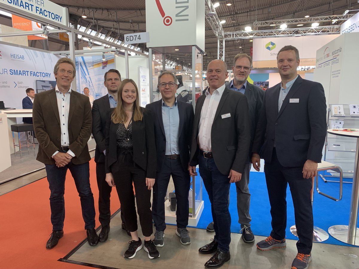 QuuppaTech's tweet image. Are you at LogiMAT in Stuttgart? 👀 

We are there too and so are our partners! 
Sammy &amp;amp; Thomas just visited INDUTRAX in hall 6 stand D74. 

Connect with us or one of our partners to talk about Location Technology powered by Quuppa 👏

#Logimat2022 #locationtechnology