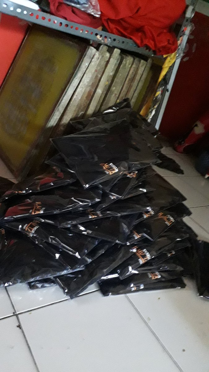 Tanah aja ada ilmunya fren.. apalagi kamu.. iya kamu.. halah