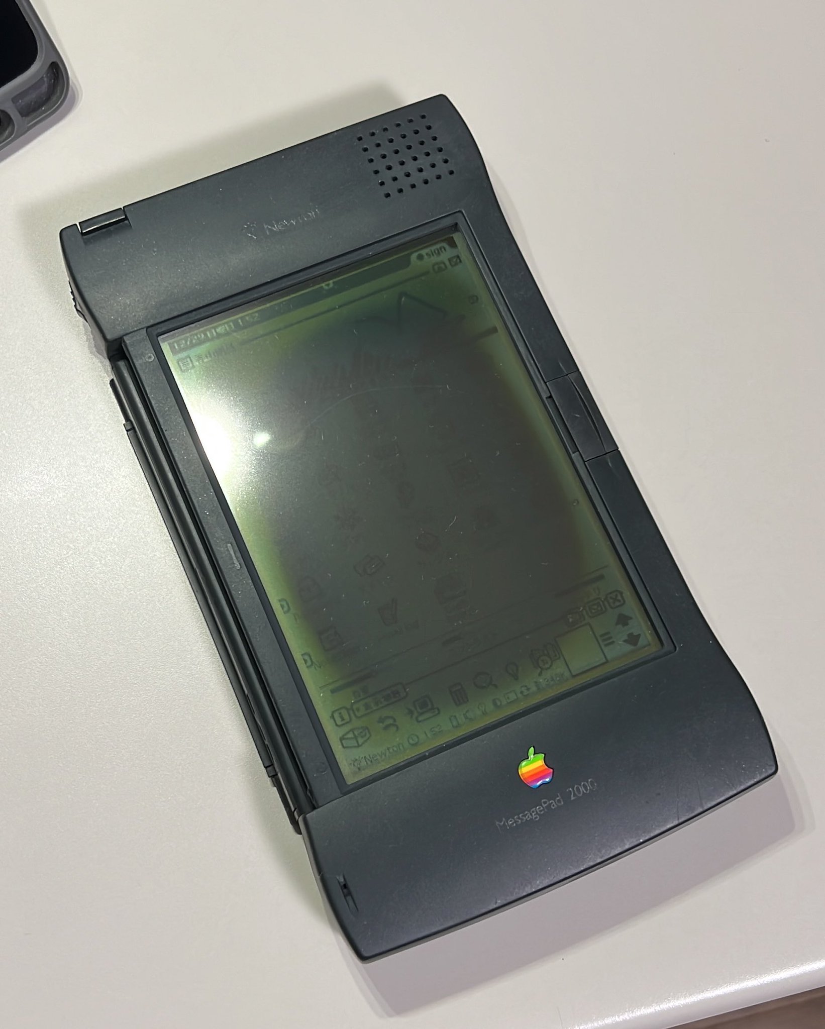 yoichi senzui＠ナイス害 on Twitter "おとといで Newton 誕生30周年だっだということでMessage