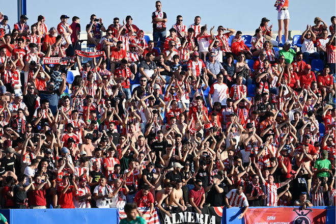 gradauda's tweet photo. 📷 Hilo ascenso UD Almería 2022.

Tocó dejarlo todo para la última jornada y no podíamos fallar...

#UnMomentoEnLaHistoria
#AlmeríaEsDePrimera https://t.co/sYzik9GEdU