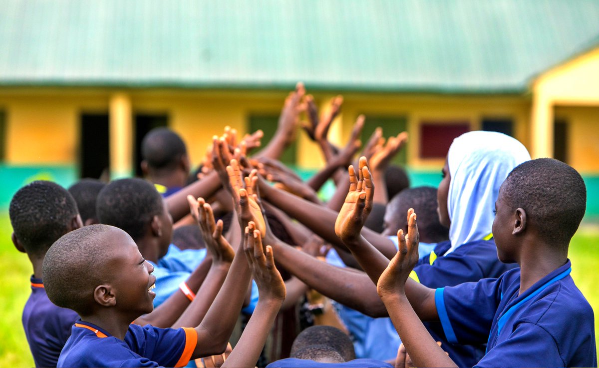 Happening in 1⃣ hour!

Don't miss #ECW Director @YasmineSherif1, @UnicefChief, @AHuitfeldt, @PiliCancela & more as they discuss the scale & impact of attacks on education at @GCPEAtweets' launch of the #EducationUnderAttack2022 Report!
 
⏰ 9:00am EST
🔗bit.ly/3suvWRf