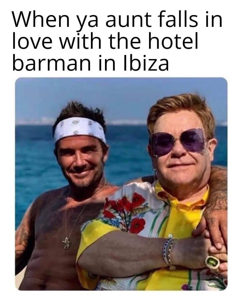 ‘Sex on the beach please Alejandro 😉😈’