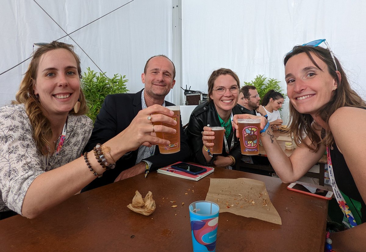 #web2day 
La team du Booster est présente toute la journée, on se retrouve pour boire un verre ? 😎🍻

#accelerateur #startup #innovation