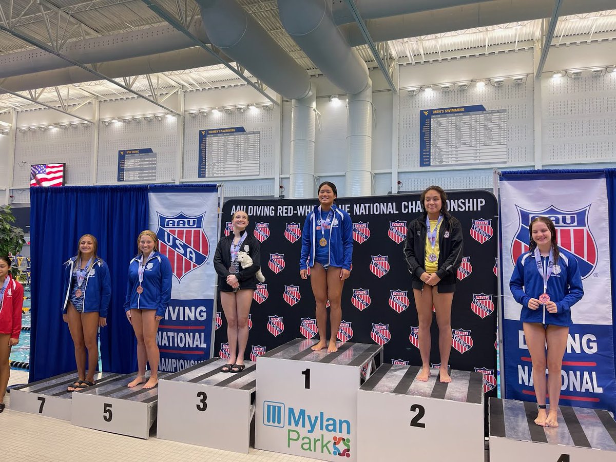 cvavipers's tweet photo. One of the reasons families choose CVA is the flexibility.  That's true for this student.  She spent the last week competing in the USA AAU National Diving Championship and is brought home 2 gold medals, as well as a silver!!  Way to go!!  #oneclay #cvavipers #thisishowwevirtual https://t.co/OedeN8Sau1