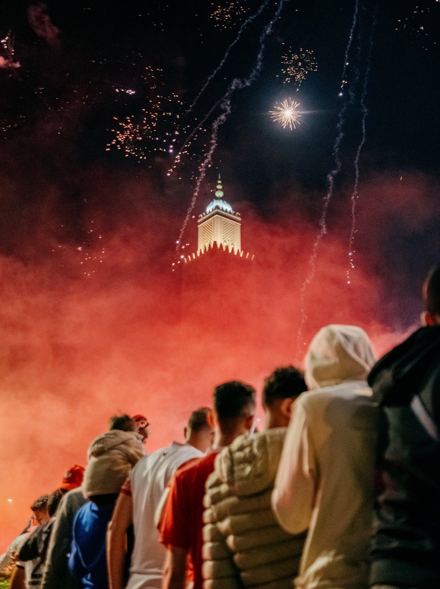marouanebeslem's tweet image. Pictures I took of #Wydad celebrating the African title. 🔴⚪️ #CAFCL  📸 Thread:
