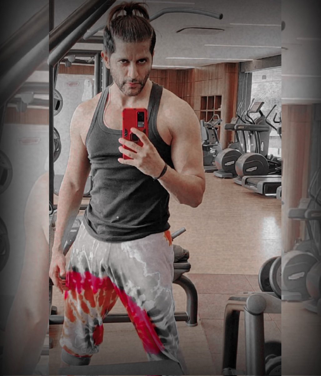 sultan_karanvir's tweet photo. My hottie Man @KVBohra 

#karanvirbohra #teamkvb https://t.co/YP7IK5r6zK