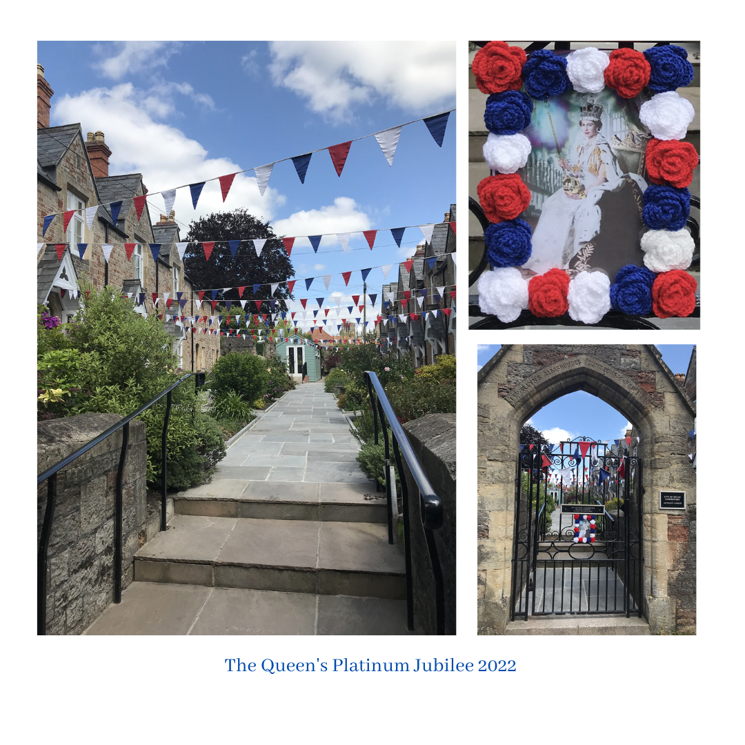 JHareDesign's tweet image. I spied this lovely Jubilee show from the Almshouses while out and about in the beautiful City of Wells 💙 ❤️ It's great to see everyone gearing up for the celebrations. To celebrate the Jubilee we'll be giving a special offer to our newsletter subscribers, to join see link