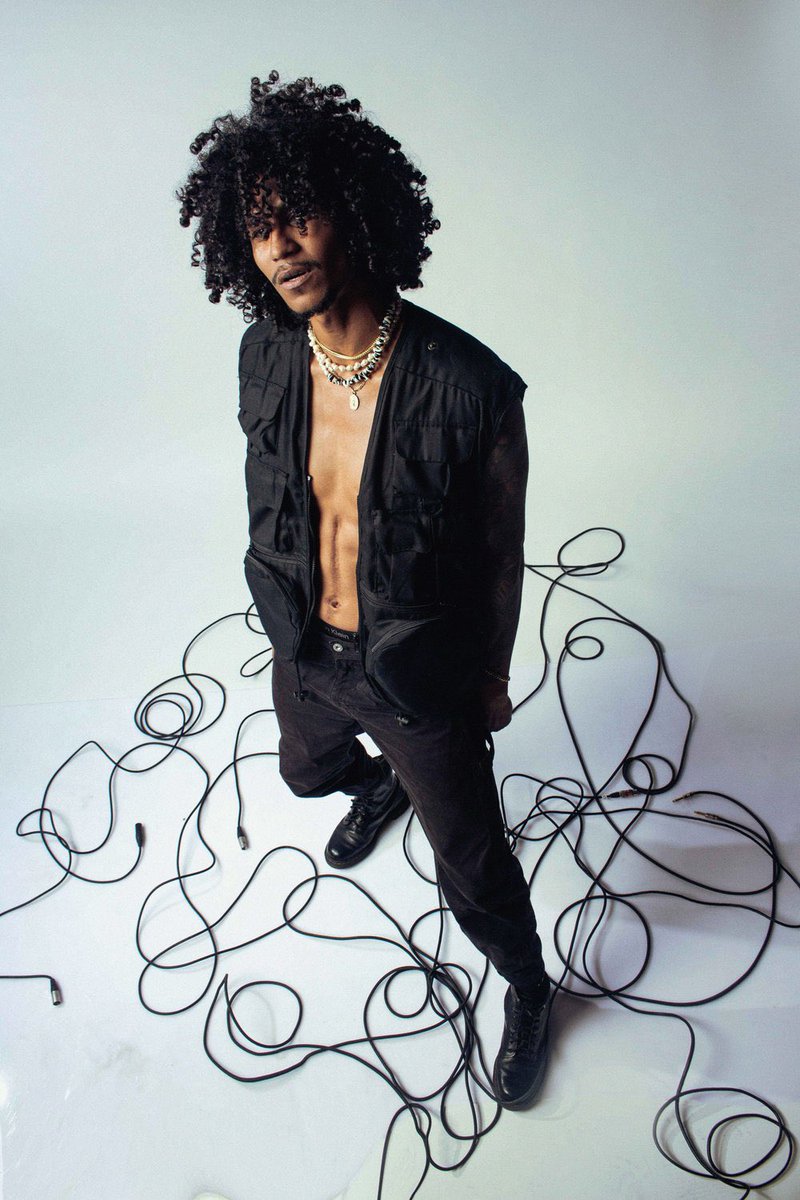 House Of Solo (<a href="/houseofsolomag/">House of Solo</a>) feature Caribbean artist <a href="/Kalpeemusic/">Kalpee</a> and his modern fusion single ‘Island Gyal’ 🏝

Read Here - houseofsolo.co.uk/multi-faceted-…