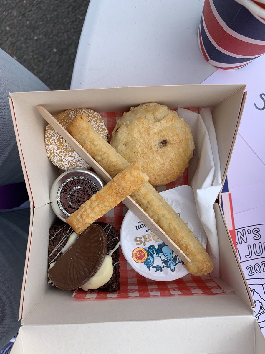 Starting the jubilee celebrations <a href="/GatehouseBSE/">Gatehouse Bury St Edmunds</a> jubilee street party