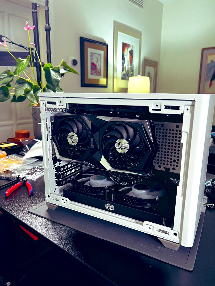 ConVirtus's tweet photo. #BIM #VDC #workstation #pcrig #pcgaming @msigaming #rx6600xt https://t.co/NrZGpmeC90