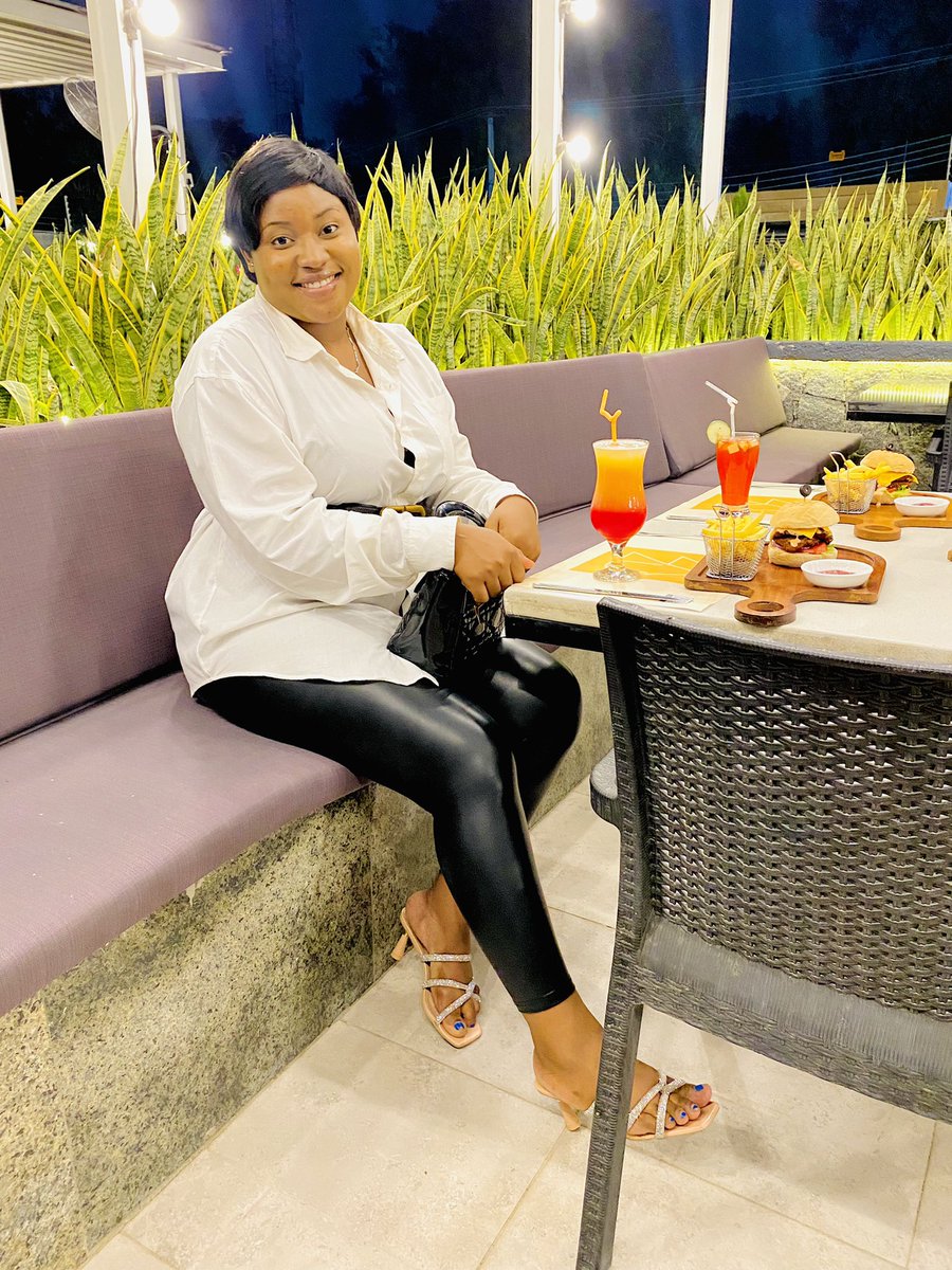 just__xandra's tweet photo. Love yourself first β€οΈπΉ
#prettyonpurpose #explore #followforfollowback #explorepageβ¨#ThickGirlTwitter https://t.co/HGtAWwOF0c