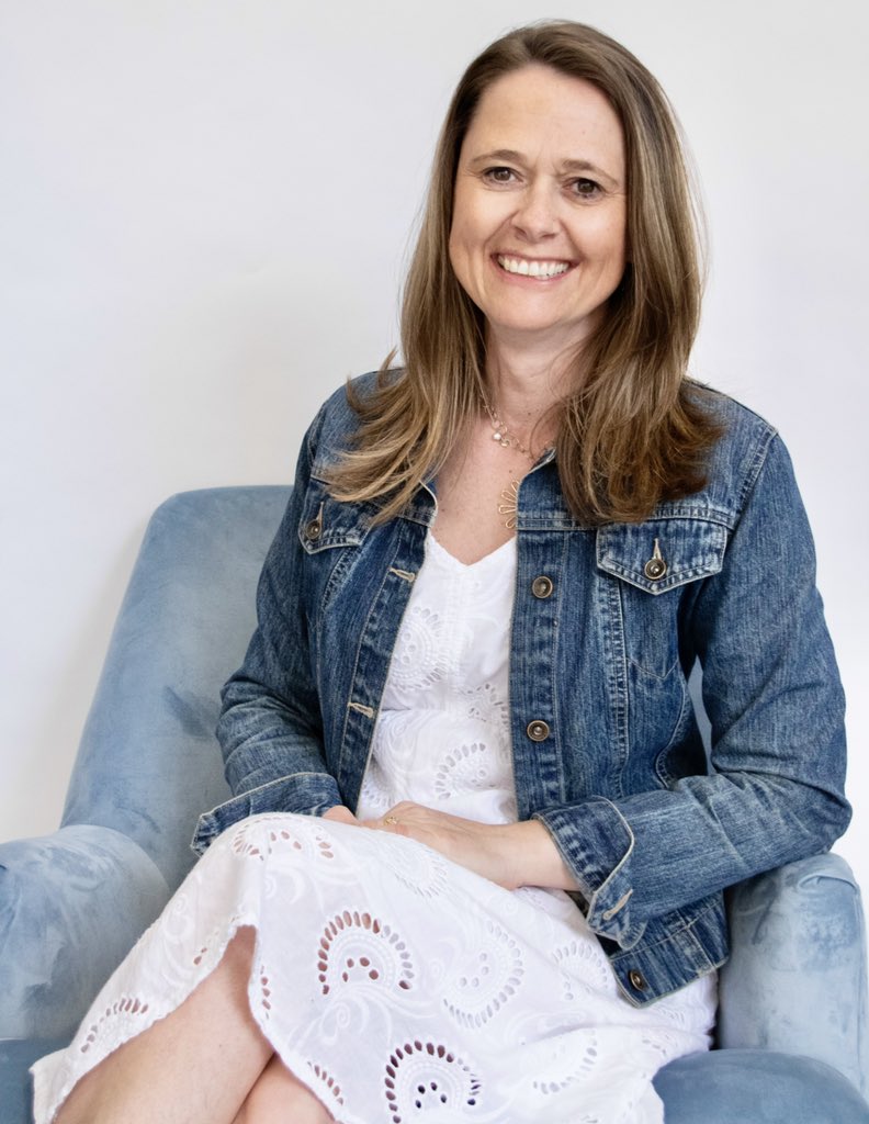 PowHERPlatform's tweet image. I’m excited to announce I’ll be hosting a FREE, 1-hour “Idea to Impact” virtual workshop for women on Thursday, June 16th from noon – 1 pm. 

Check it out at tinyurl.com/2p8n98cc. 

I hope you can join us! 

#StoryCoach #WorkshopsforWomen 
#StoryBranding #IdeatoImpact 💥