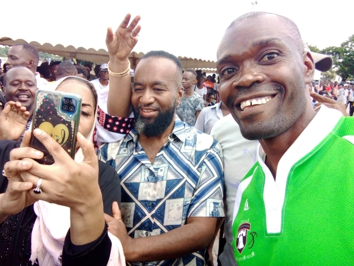 TMakomere's tweet photo. Happy madaraka Day to all Kenyans across the globe. With incoming minister for lands Ali @HassanAliJoho joho 001 battalion commander team RAO alongside, our Governor @abdhulswamad nassir. Na badooo. Coast is Azimionated❤️ https://t.co/jrxY3jawuf