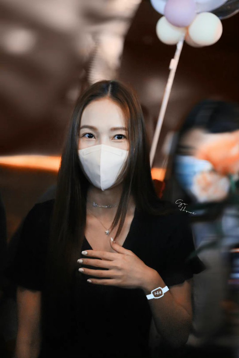 GoHome0418's tweet photo. #제시카 #jessicajung #jessica    

中分神 ✨✨✨ https://t.co/SUr6OVoW0T