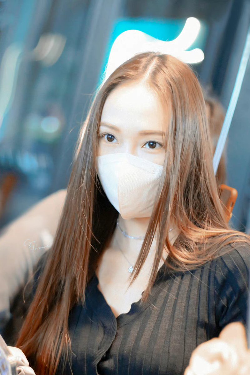 GoHome0418's tweet photo. #제시카 #jessicajung #jessica    

中分神 ✨✨✨ https://t.co/SUr6OVoW0T