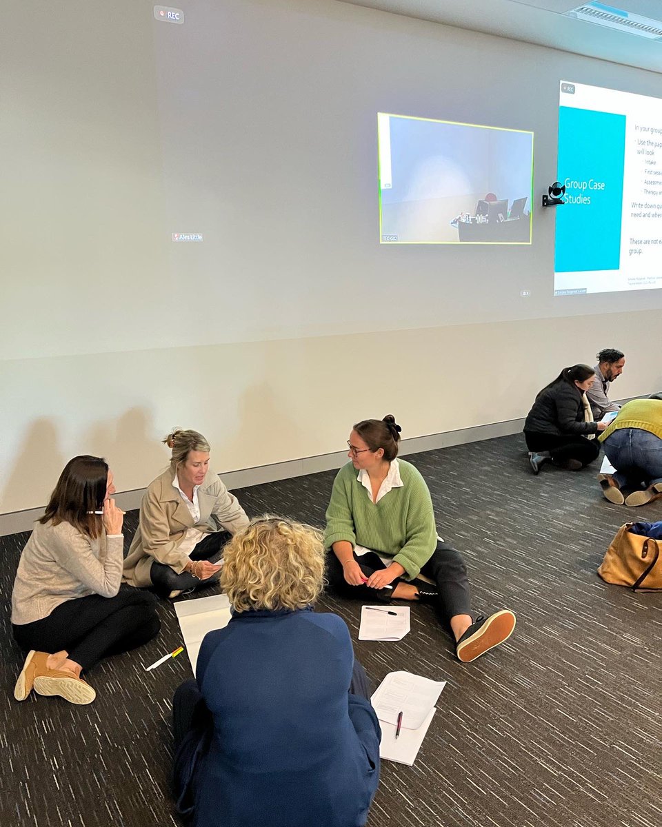 SimFitzgerald's tweet photo. A wonderful day presenting a trauma workshop for HNE Health in Tamworth and over Zoom to Newcastle today. Freezing cold but an awesome group of clinicians who were so welcoming and engaged. #slpeeps #wespeechies #traumaworkshop https://t.co/ok2ek8hih0