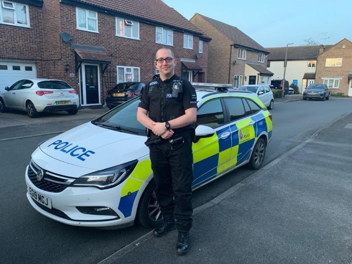 EnvAgencyAnglia's tweet photo. (2/2) Graham, who has been volunteering for 17 years, said: “I am grateful to the Environment Agency for supporting me in this role.”

Read more about national volunteers week here: https://t.co/Gd48O0nmnd 

@NCVOvolunteers @EssexPoliceUK 

 #VolunteersWeek https://t.co/lElgLD21cg