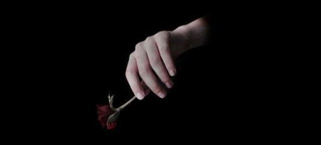 EhleWrites's tweet photo. ”دنیا کے لیے آپ صرف ایک شخص ہوں“💔
~ 💗لیکن کسی ایک شخص کیلئے💗~☝️  
 آپ اُس کی ساری دُنیا ہو سکتے ہو۔۔🌎😘 https://t.co/S01l515NQc
